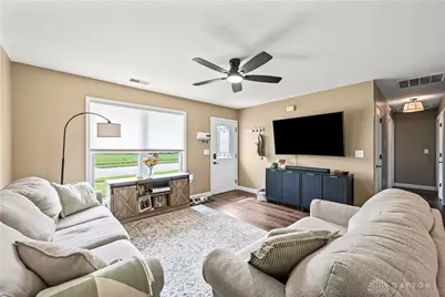 7141 Cronk Drive, Huber Heights, OH 45424 - Photo 7