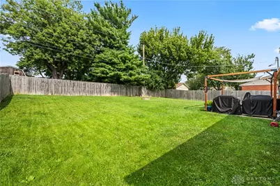 7141 Cronk Drive, Huber Heights, OH 45424 - Photo 35
