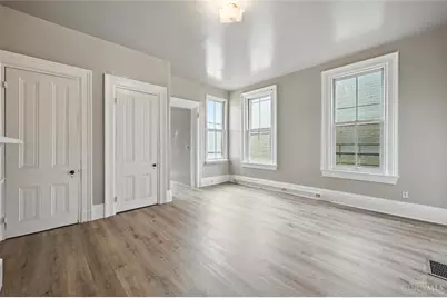 830 York Street, Cincinnati, OH 45214 - Photo 15