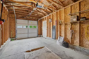 11 E Dayton Dr, Fairborn, OH 45324 - Photo 37