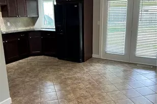 5814 Beth Rd, Huber Heights, OH 45424 - Photo 5