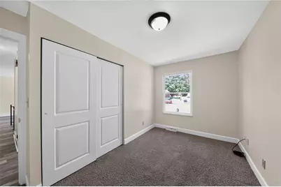 11260 Pippin Road, Colerain Township, OH 45231 - Photo 9