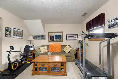 135 Baker Lane, Franklin Twp, OH 45005 - Photo 19