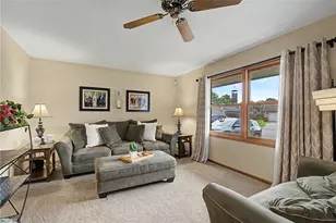 135 Baker Ln, Carlisle, OH 45005 - Photo 3