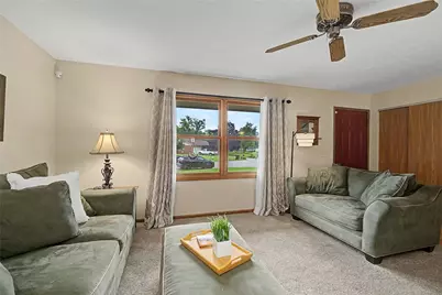 135 Baker Lane, Franklin Twp, OH 45005 - Photo 5