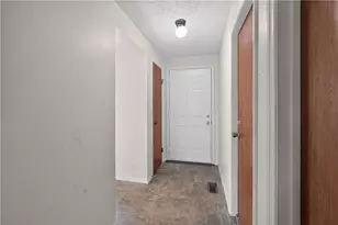 7880 Waterton Ct, Dayton, OH 45426 - Photo 15