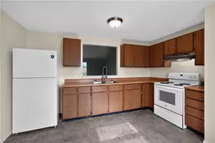 7880 Waterton Ct, Dayton, OH 45426 - Photo 11