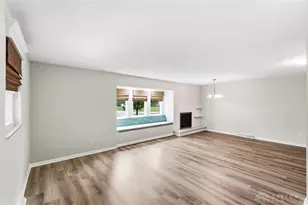 1133 Regal Hill Ct, Beavercreek, OH 45430 - Photo 3