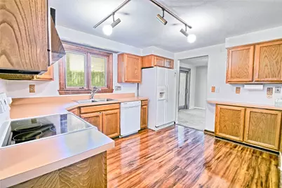 3559 Strathmoor Drive, Kettering, OH 45429 - Photo 9