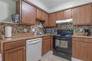 5625 Coach Dr, Kettering, OH 45440 - Photo 7
