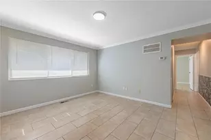 5625 Coach Dr, Kettering, OH 45440 - Photo 5