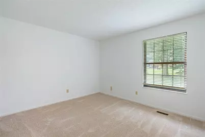 644 Pine Needles Drive, Washington Twp, OH 45458 - Photo 15