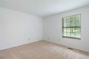 644 Pine Needles Dr, Washington Twp, OH 45458 - Photo 15