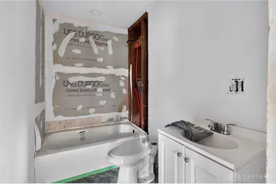 2241 Kensington Drive, Dayton, OH 45406 - Photo 9