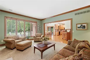 743 Stokes Reserve Ct, Clearcreek Twp, OH 45036 - Photo 9