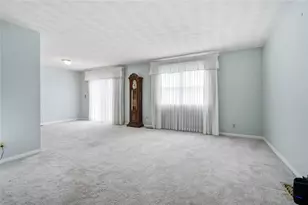 1020 S Elm St, West Carrollton, OH 45449 - Photo 13