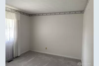 1020 S Elm Street, West Carrollton, OH 45449 - Photo 9