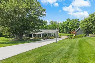 5596 Greentree Rd, Turtlecreek Twp, OH 45036 - Photo 1