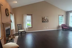 1940 Michelle Ln, Middletown, OH 45044 - Photo 7