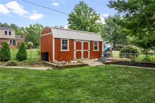 9732 Stagecoach Dr, Centerville, OH 45458 - Photo 9