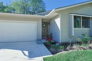 5932 Pine Glen Ln, Dayton, OH 45424 - Photo 3
