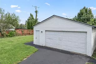 187 Poe Ln, Xenia, OH 45385 - Photo 17