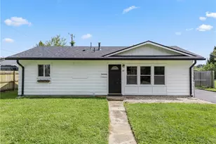 187 Poe Ln, Xenia, OH 45385 - Photo 3