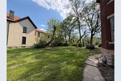 221 Central Avenue, Dayton, OH 45406 - Photo 41