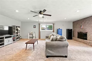 4555 Ross Ave, Franklin, OH 45005 - Photo 9