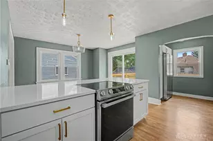 44 E Beechwood Ave, Dayton, OH 45405 - Photo 15