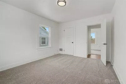 44 E Beechwood Avenue, Dayton, OH 45405 - Photo 23