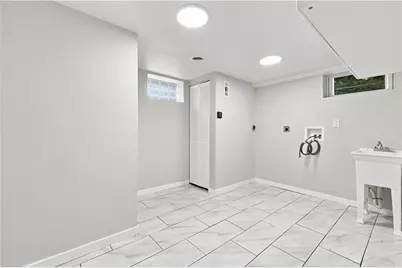 5050 Leedale Drive, Jefferson Twp, OH 45417 - Photo 21