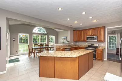 2650 Wyndham Drive, Beavercreek, OH 45431 - Photo 5