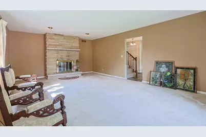 2727 Wellsford Drive, Springfield, OH 45503 - Photo 9