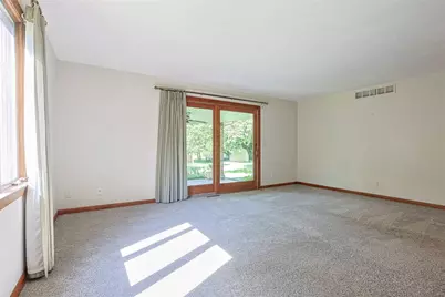 2727 Wellsford Drive, Springfield, OH 45503 - Photo 15