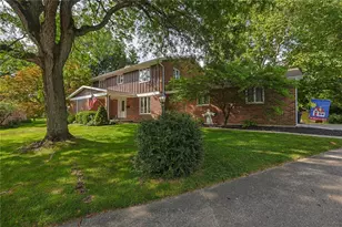 2727 Wellsford Dr, Springfield, OH 45503 - Photo 3