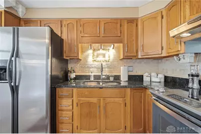 4922 Stoneyview Court, Huber Heights, OH 45424 - Photo 15