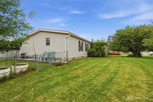 141 S Point Dr, Fairborn, OH 45324 - Photo 41