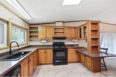141 South Point Drive, Fairborn, OH 45324 - Photo 19