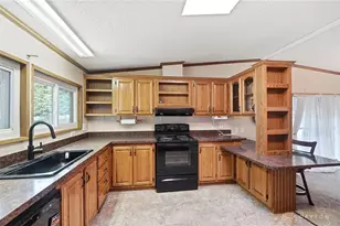 141 S Point Dr, Fairborn, OH 45324 - Photo 19