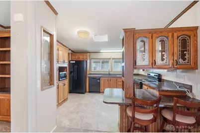 141 South Point Drive, Fairborn, OH 45324 - Photo 17