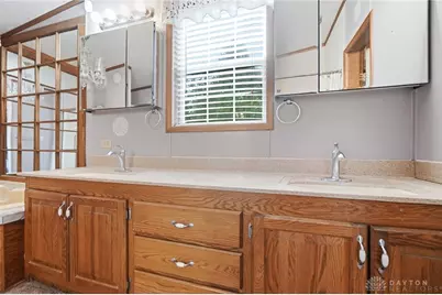 141 South Point Drive, Fairborn, OH 45324 - Photo 25