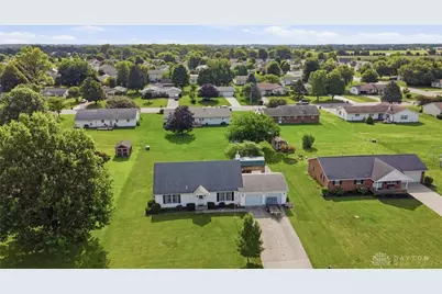 373 New Haven Drive, Urbana, OH 43078 - Photo 3