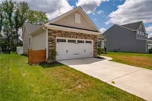 1047 Brooke Ln, Xenia, OH 45385 - Photo 37