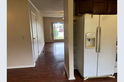 6673 Emerald Avenue, Mad River Twp, OH 45323 - Photo 7