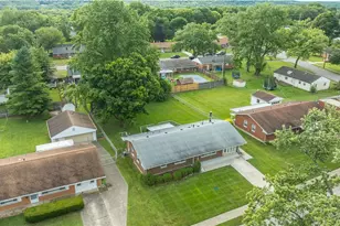 305 Lang Ct, Union, OH 45322 - Photo 5