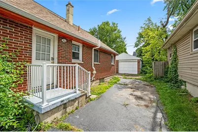 246 N Cherrywood Avenue, Dayton, OH 45403 - Photo 35