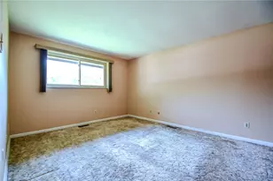 2228 E Whipp Rd, Kettering, OH 45440 - Photo 19