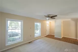 402 Gwinnett Cmns, Washington Twp, OH 45459 - Photo 5