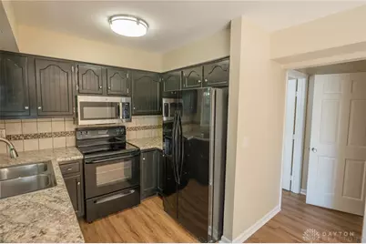 402 Gwinnett Commons, Washington Twp, OH 45459 - Photo 9